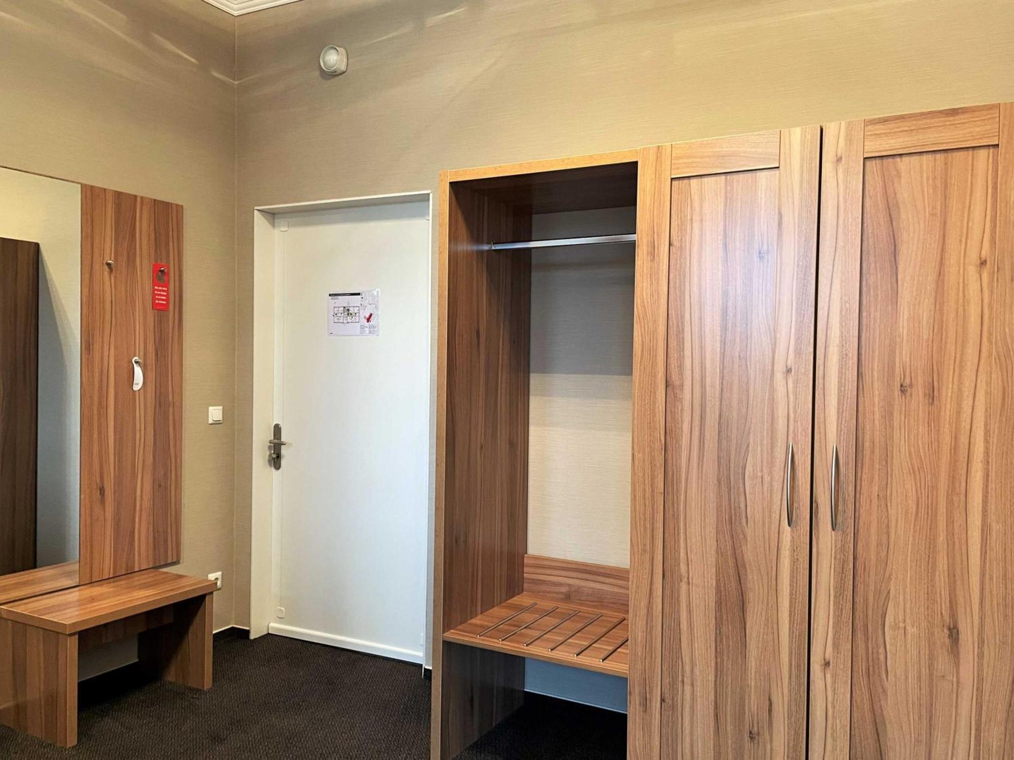 Ibs Begegnungszentrum Lauta Екстериор снимка